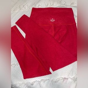 BEYOND YOGA 25” Red Spacedye Leggings S